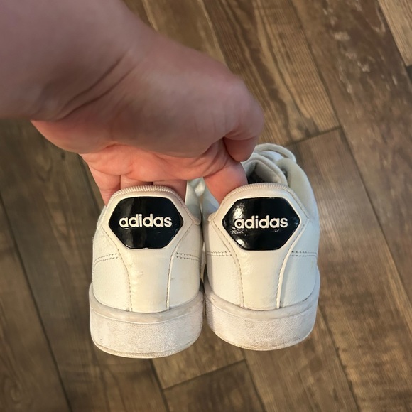 Adidas Cloudfoam White Sneakers - Picture 4 of 4